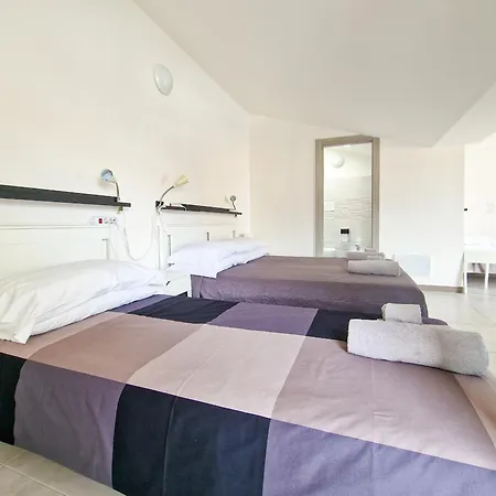 住宿加早餐酒店 Punto Blu Relax 阿格罗波利