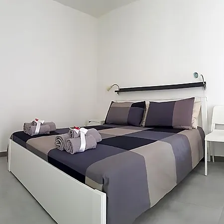 Punto Blu Relax B&B 아그로폴리